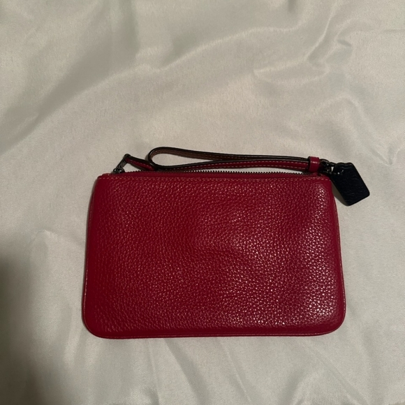 Coach wristlet - Picture 3 of 4